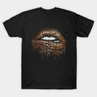 s Cool Lips Bite Kiss Me Leopard Print Cheetah T-Shirt